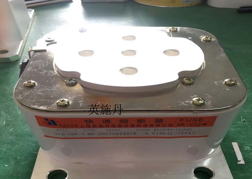 �c��DƬ�ɿ�������D